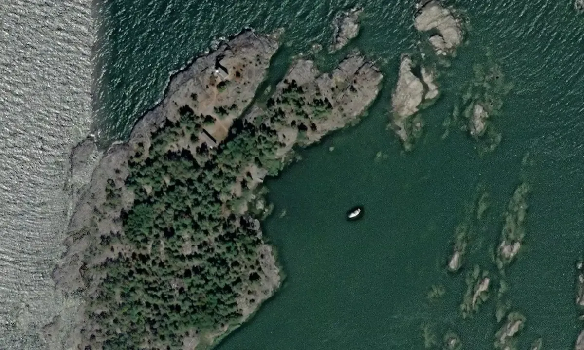 Satelite image of Naven