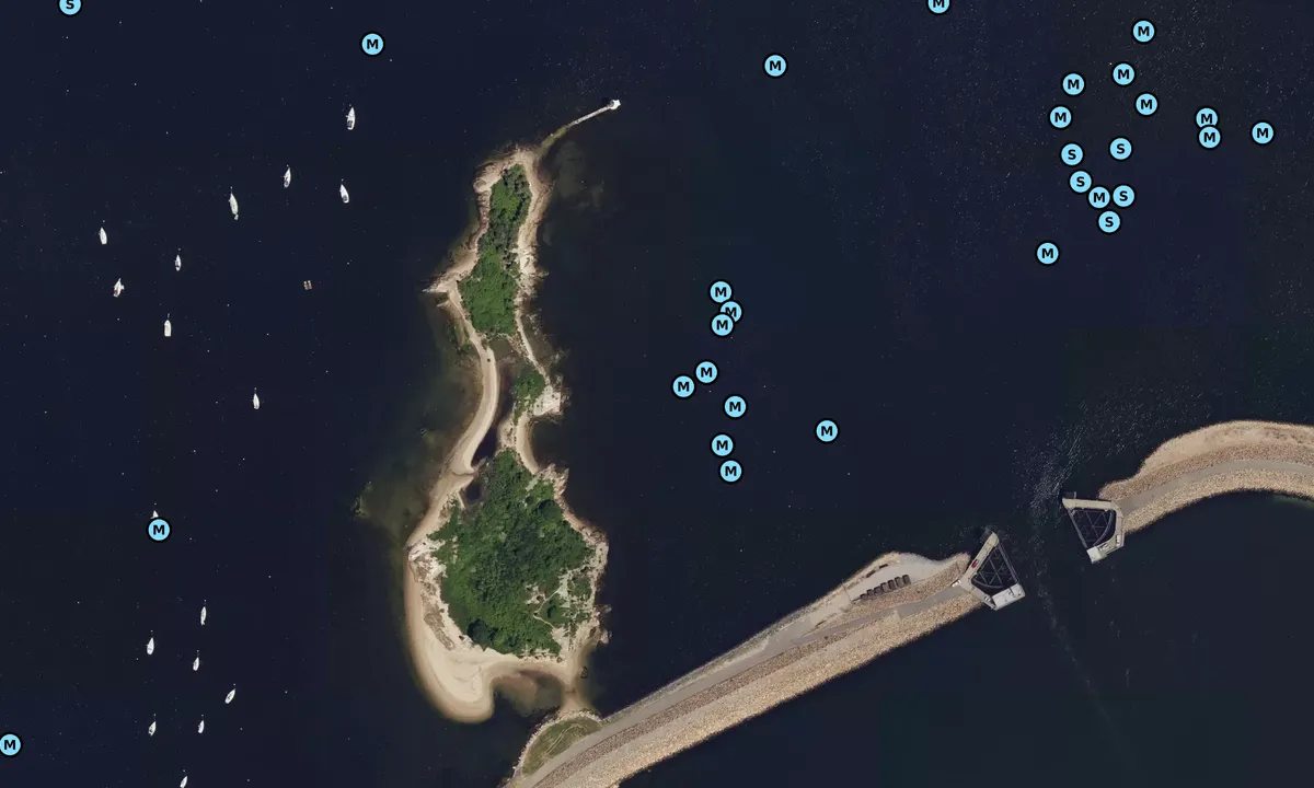 Satelite image of New Bedford Commision (moorings)