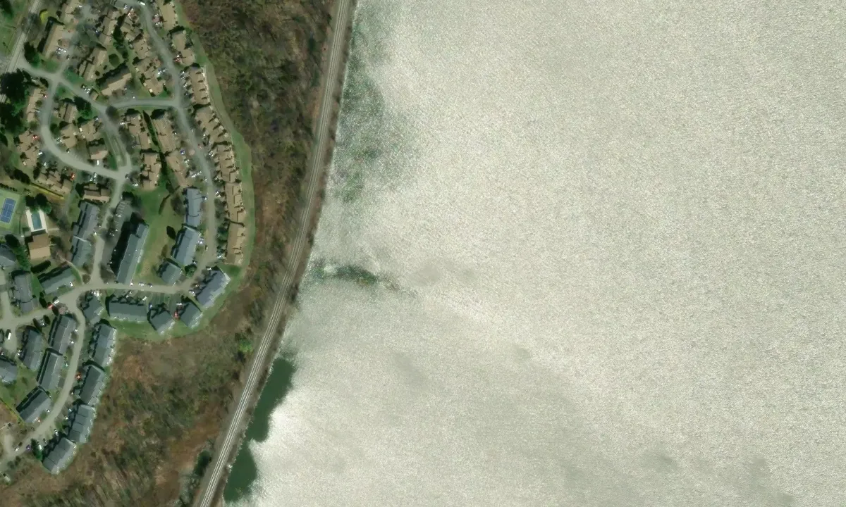 Satelite image of North of Plum Point