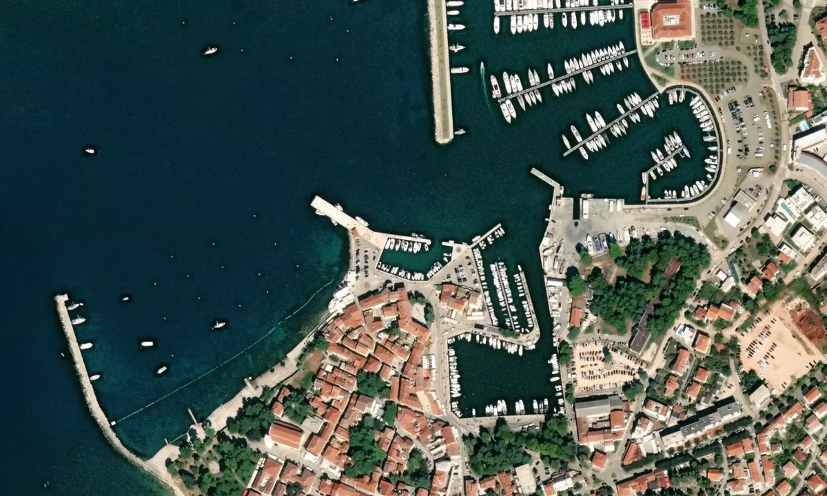 Flyfoto av Novigrad New Basin