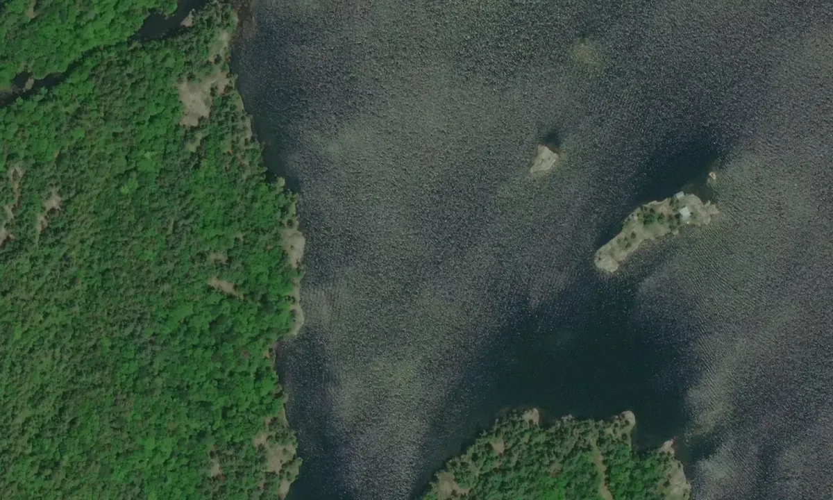 Satelite image of Novinka Island