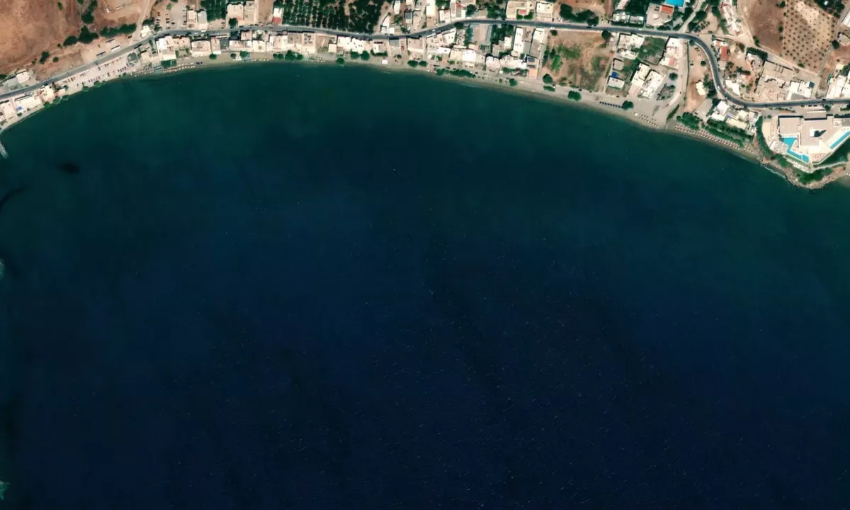 Flyfoto av O MAKRIS YIALOS