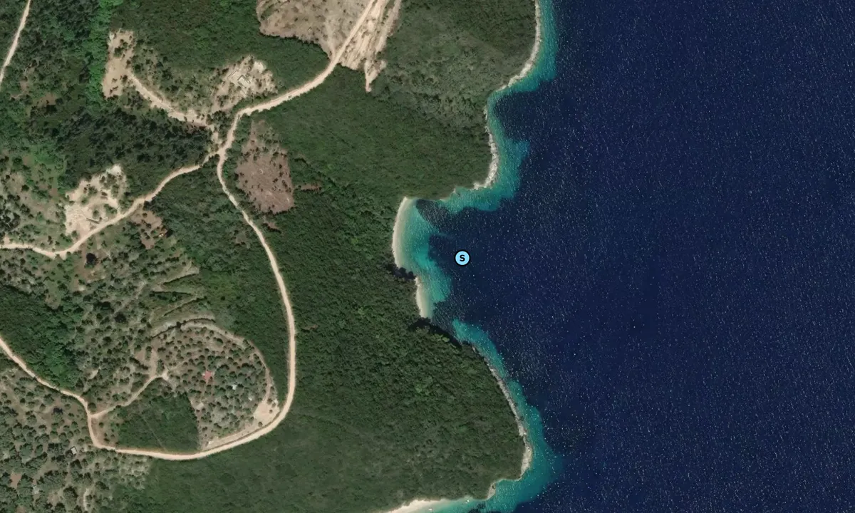 Satelite image of One boat bay