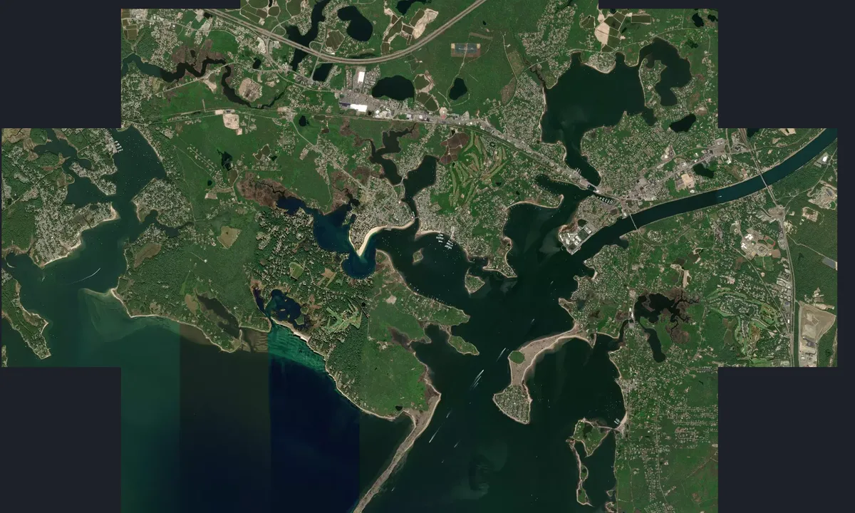 Flyfoto av Onset Harbor