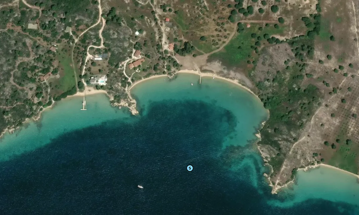 Satelite image of Ormos Mesopanayia