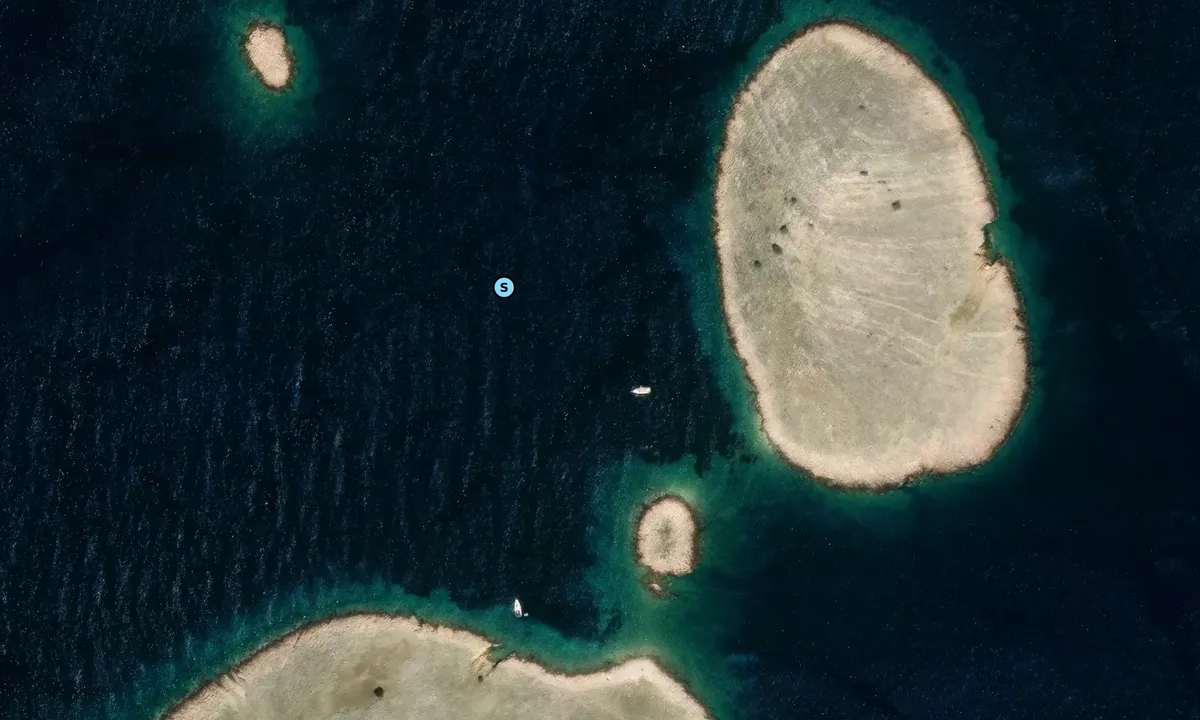 Satelite image of Otočić Garmenjak