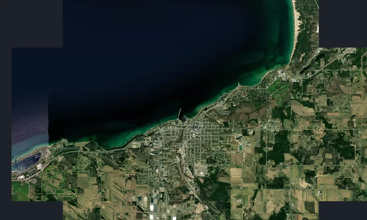 Flyfoto av Petoskey Municipal Marina