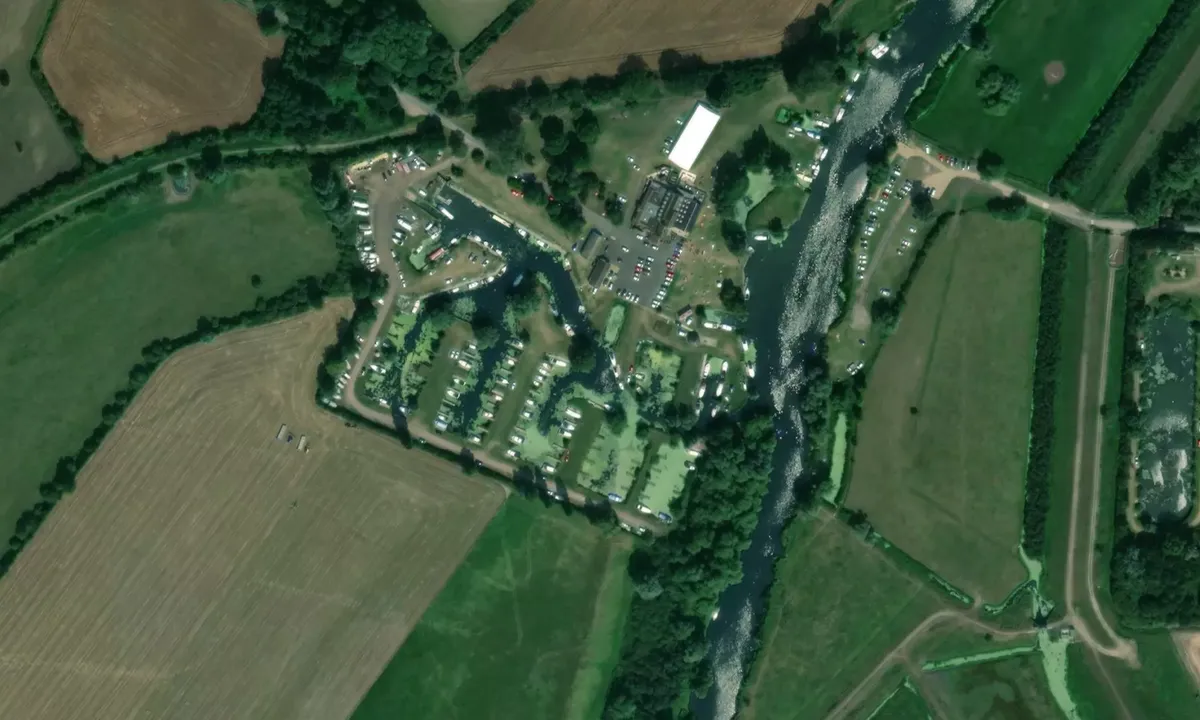 Flyfoto av Pike And Eel Marina