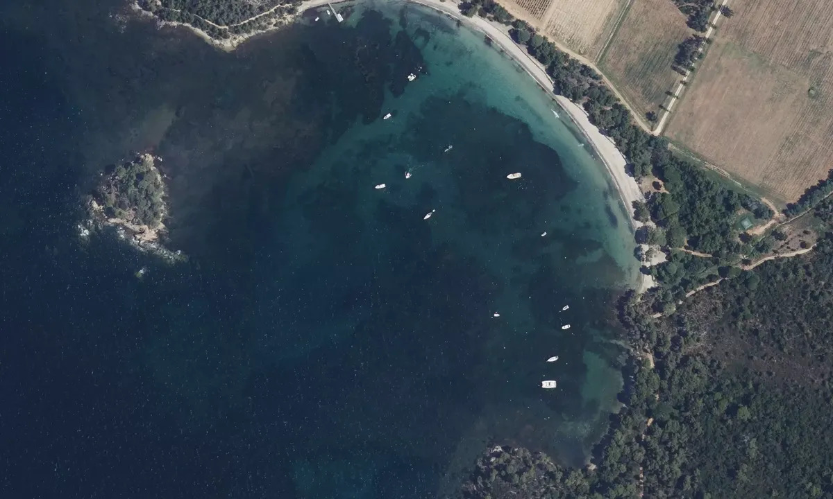 Satelite image of Plage de Léoube