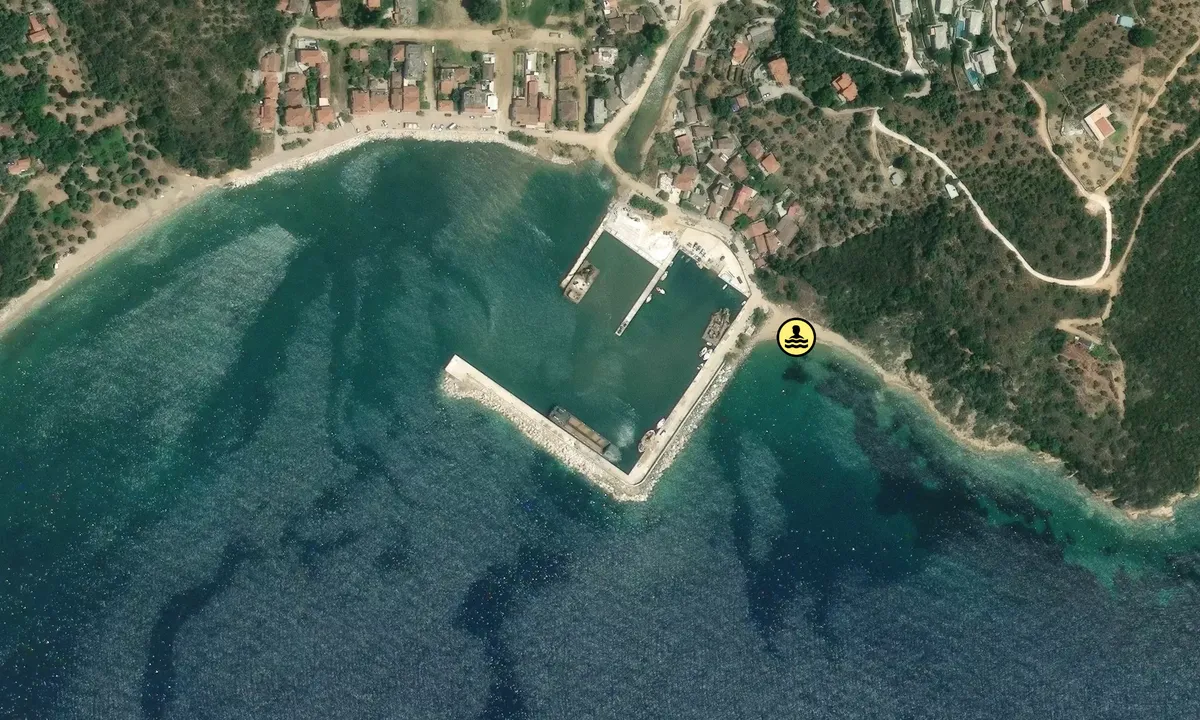 Satelite image of Platana