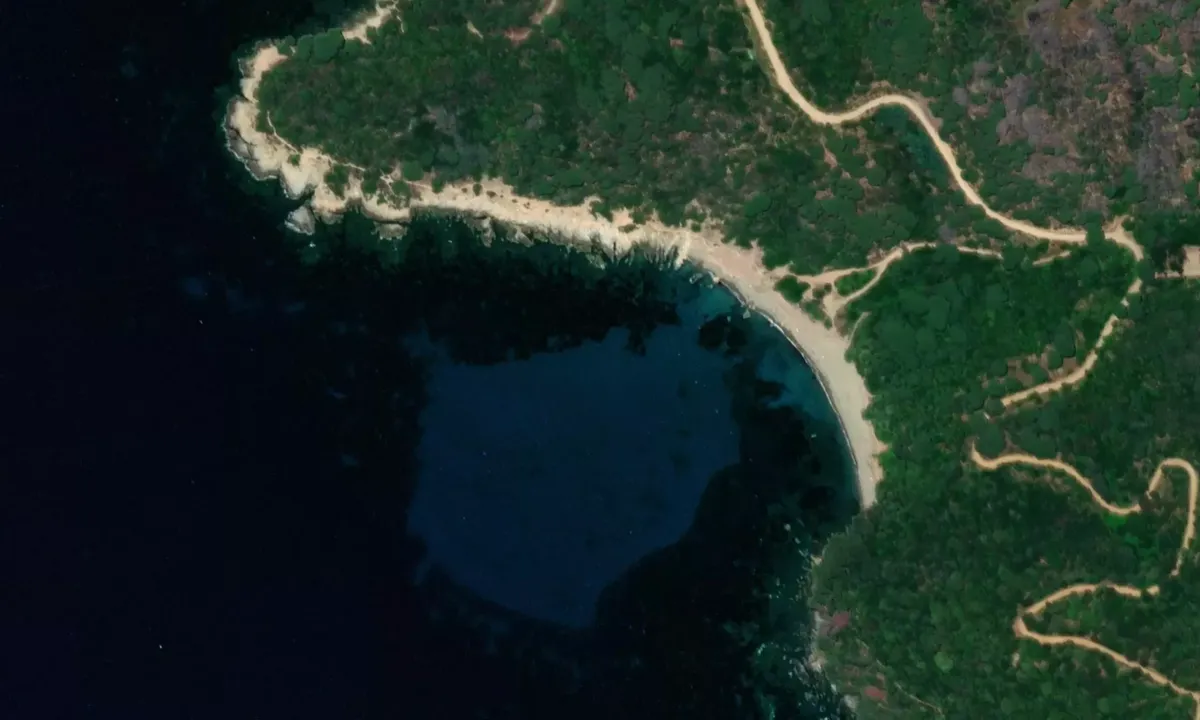 Flyfoto av Pointe du Brouis