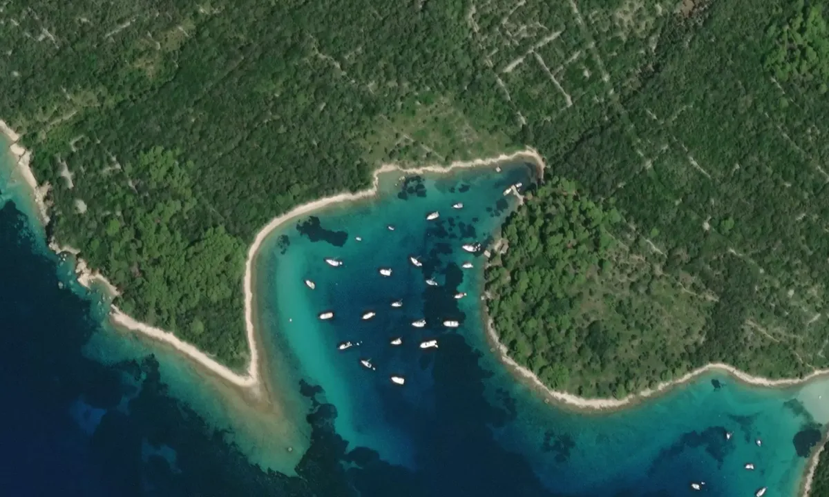 Flyfoto av Porat sv. Ante