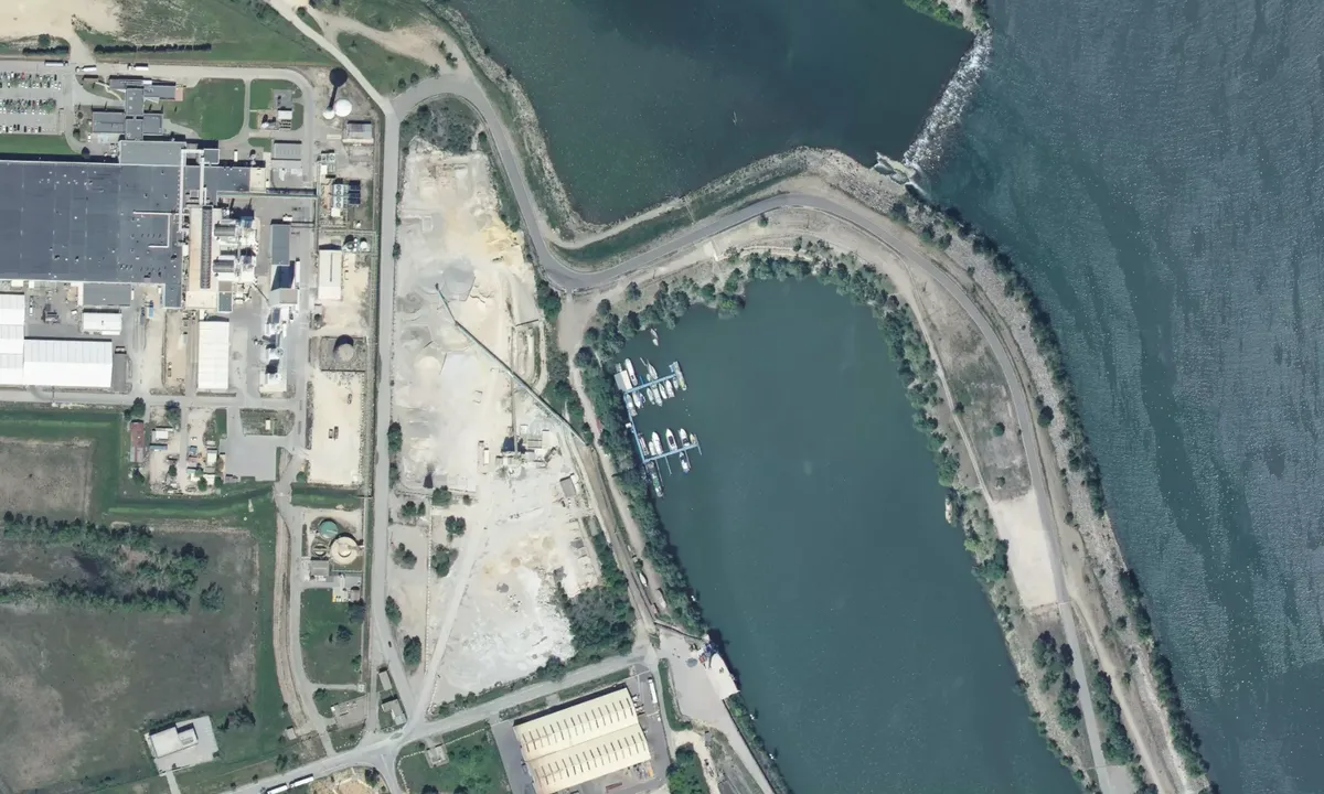 Flyfoto av Port 2 Plaisance