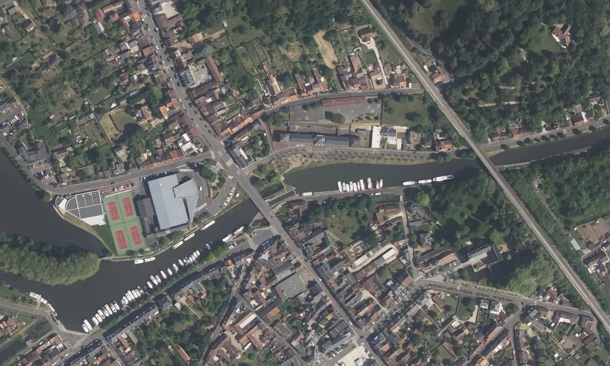 Satelite image of Port De Briare