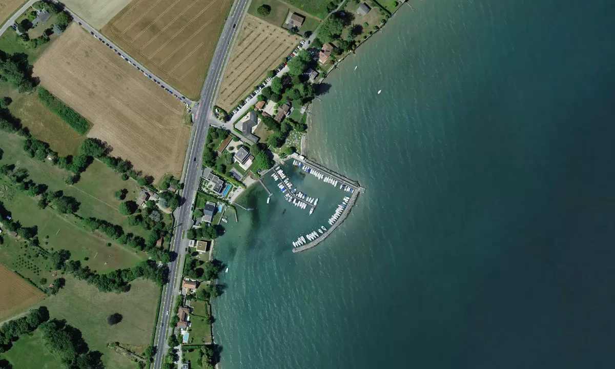 Satelite image of Port de Celigny