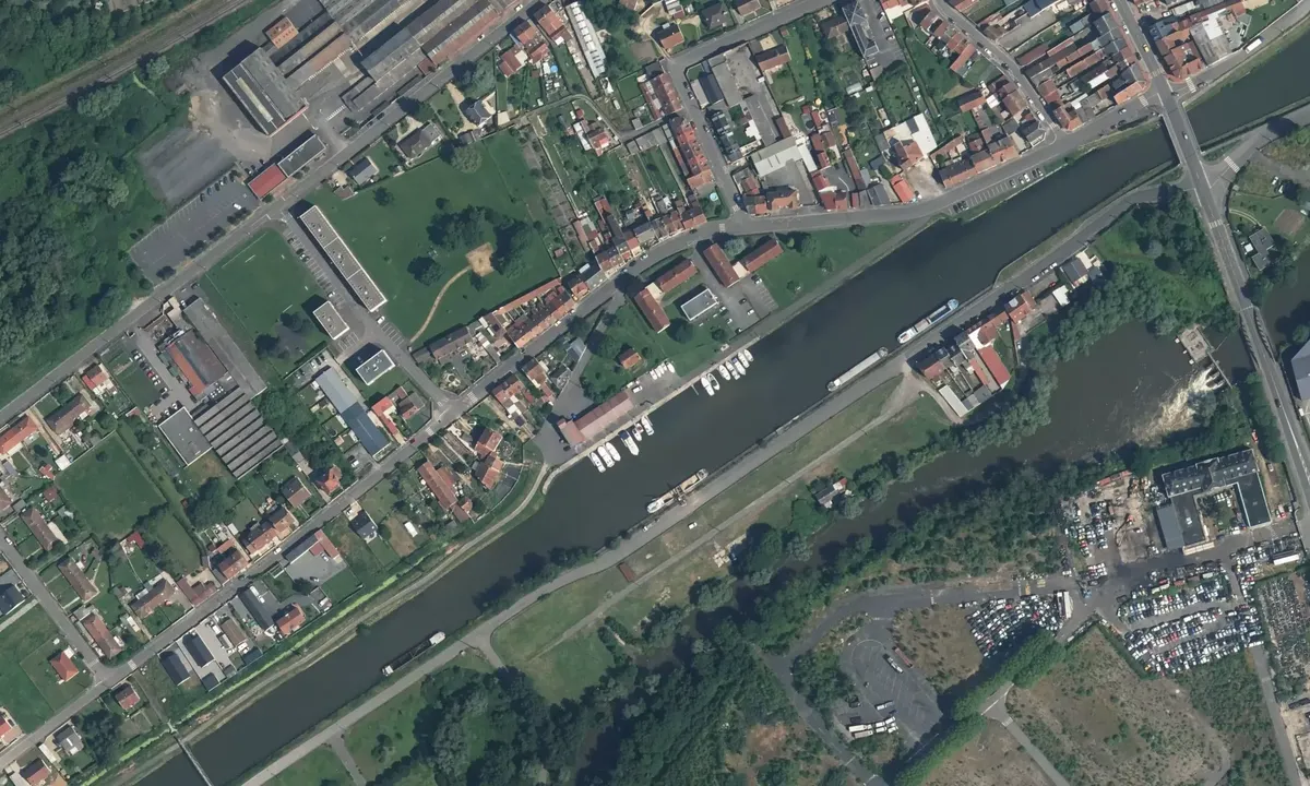 Satelite image of Port de Plaisance du Chauny