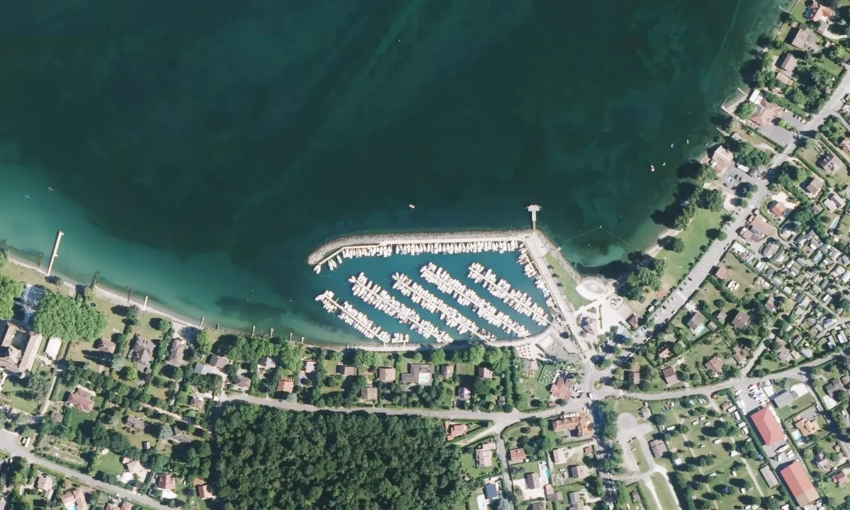 Flyfoto av Port de Sciez