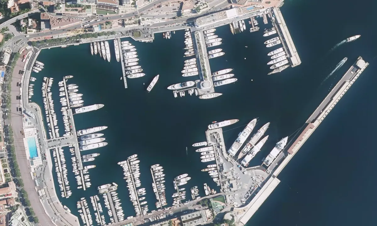 Flyfoto av Port Hercule