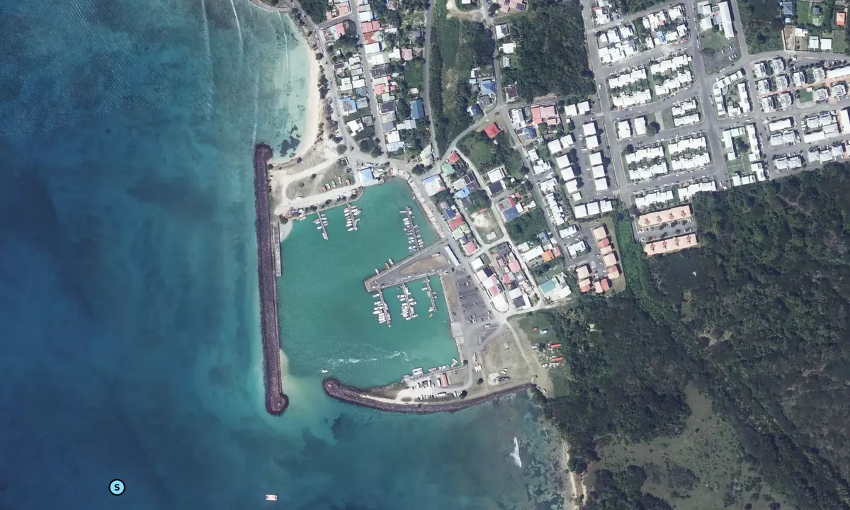 Satelite image of Port-Louis 1