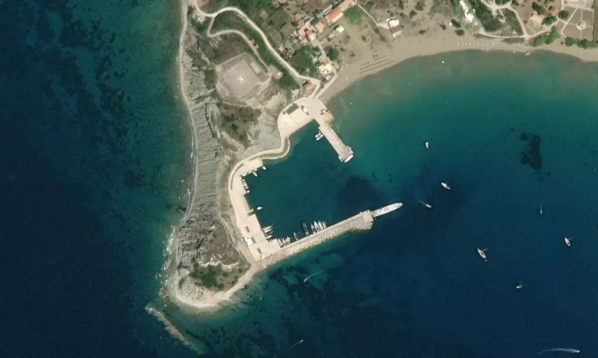 Flyfoto av Port of Ereikoussa