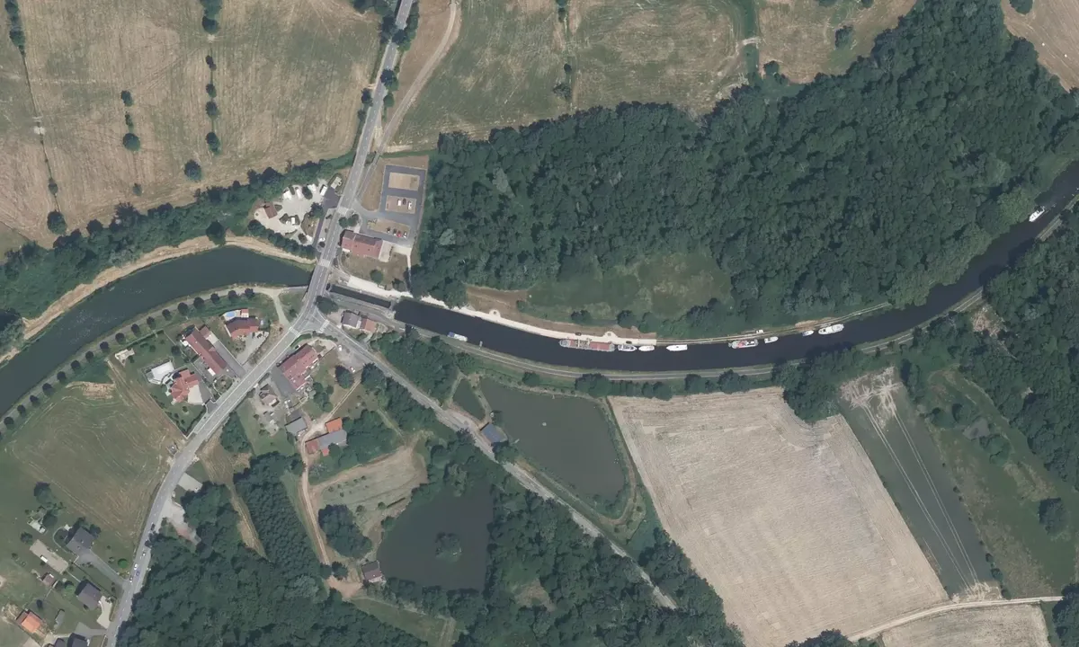 Satelite image of Port plaisance Montreux Château