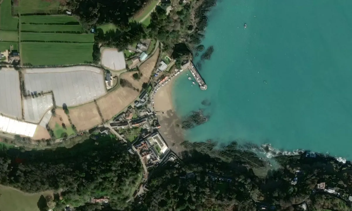 Flyfoto av Port Rozel