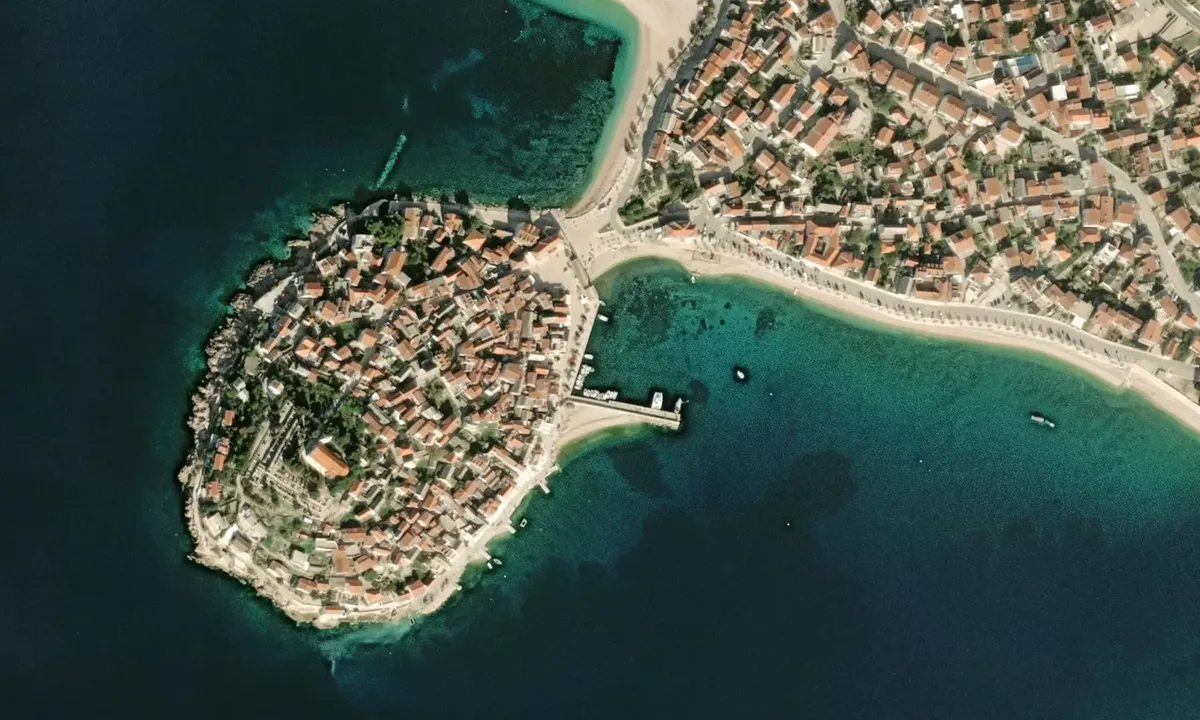Flyfoto av Primosten 1
