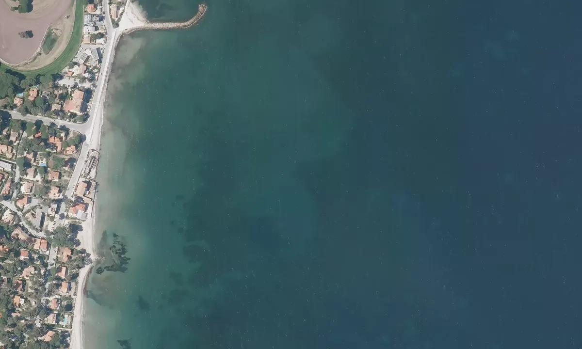 Flyfoto av Rade de la Badine - Hyères