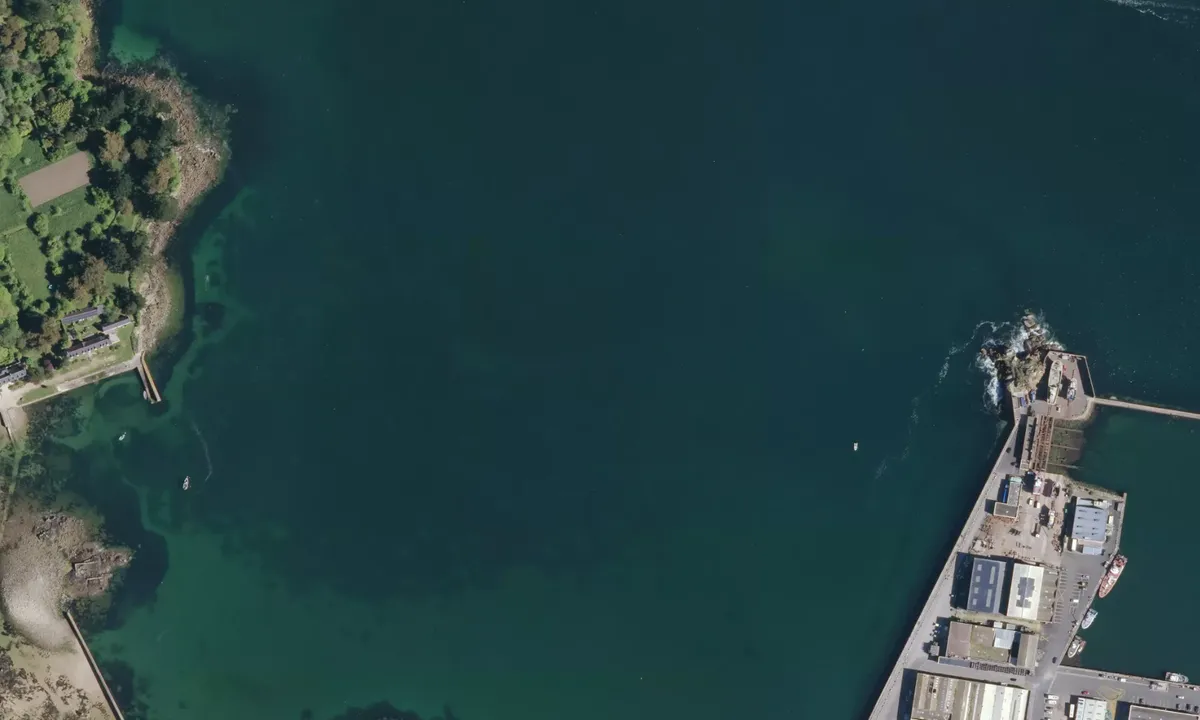 Flyfoto av Rade du Guet