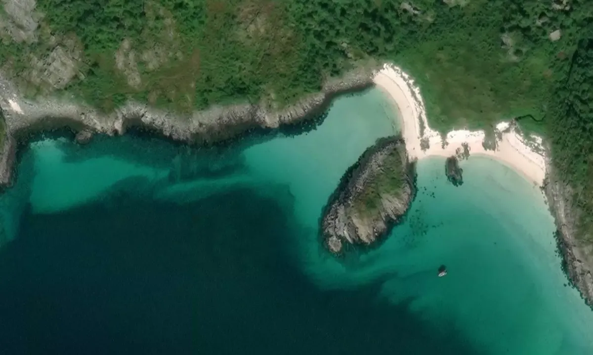 Satelite image of Rakvika