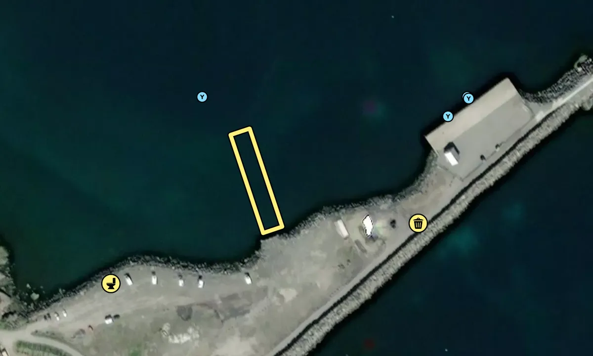 Satelite image of Reine - ved cruisbåtkaia