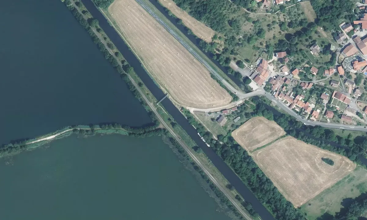 Satelite image of Richardmenil Halte Nautique