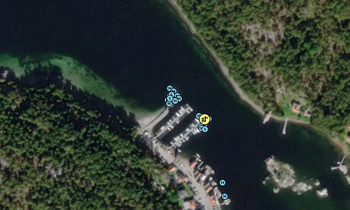 Satelite image of Rossöhamn