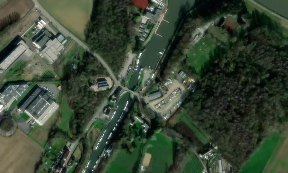 Satelite image of Royal Snef Yachting