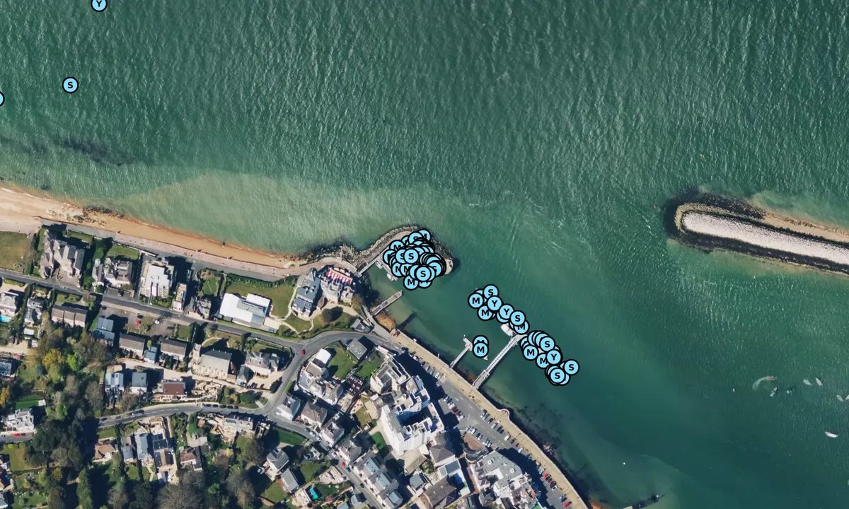 Satelite image of Royal Yacht Squadron Haven