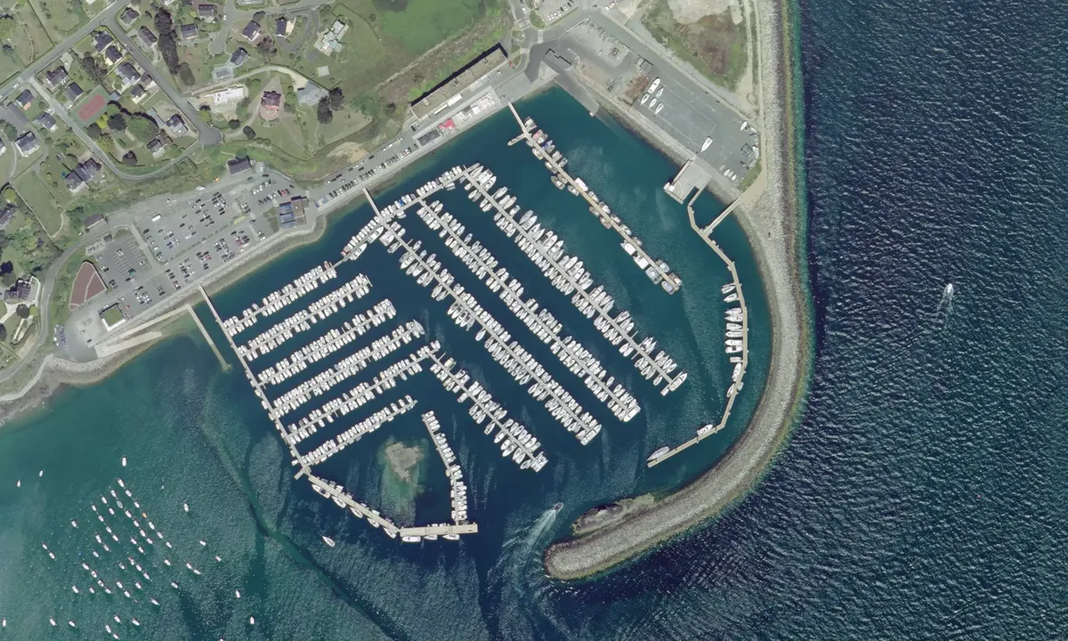 Flyfoto av Saint-Cast - Port d’Armor