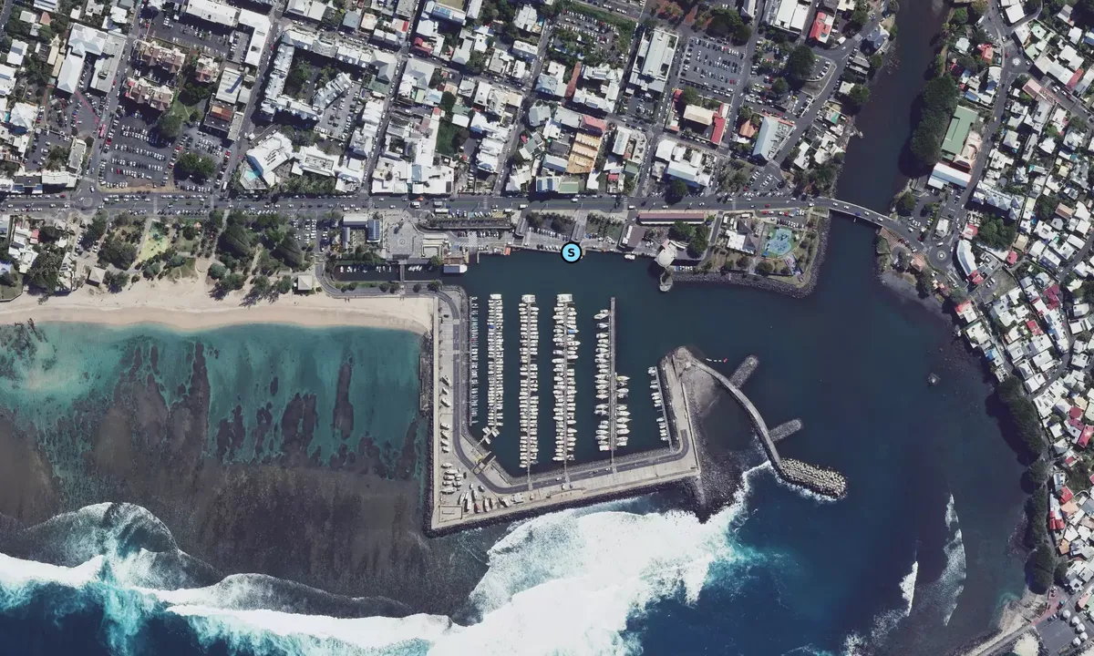 Satelite image of Saint Pierre, La Réunion