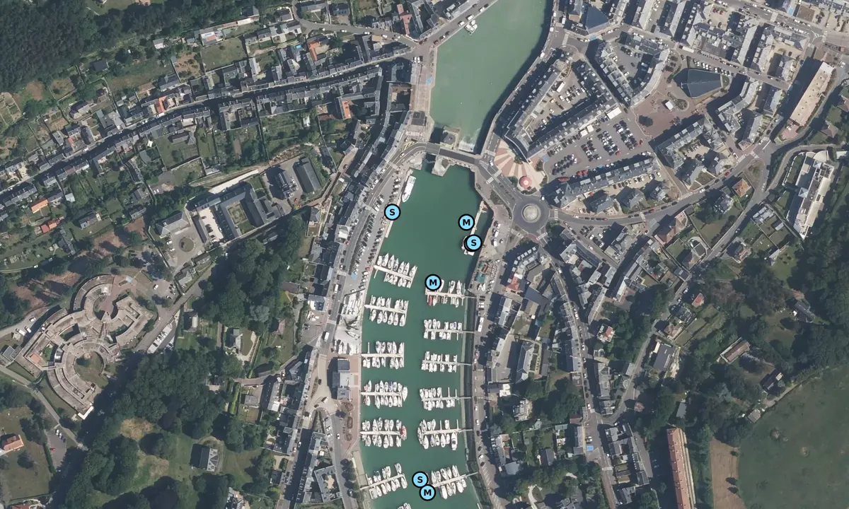 Satelite image of Saint-Valery-en-Caux Marina