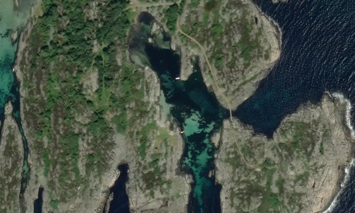Satelite image of Sandbukta, Randøya 