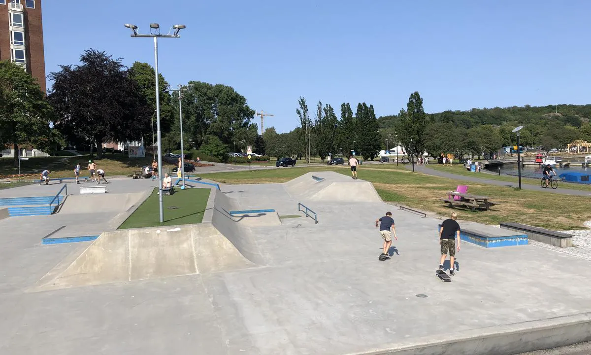 Det er en stor skatepark rett innenfor Sandefjord Miljømarina.