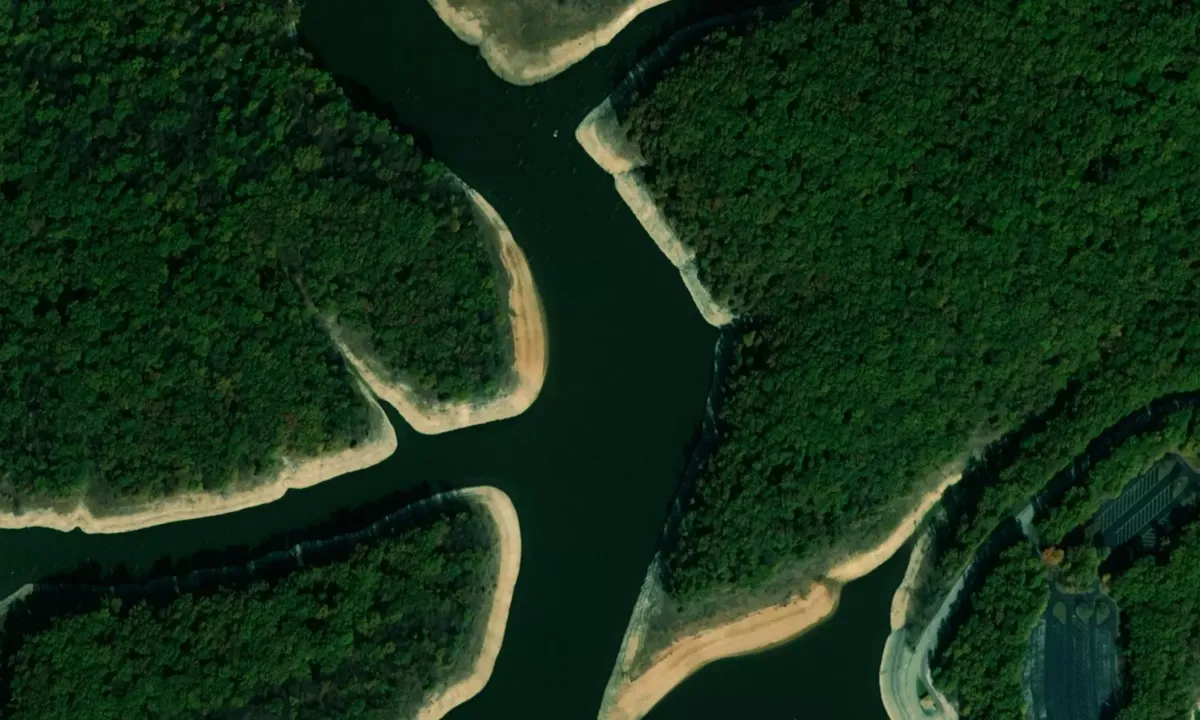 Flyfoto av Sandy Creek cove