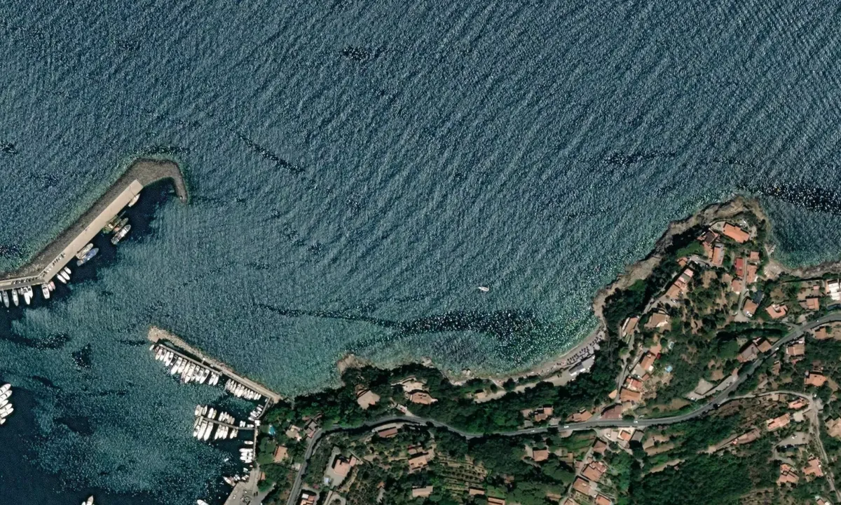 Flyfoto av Santo Stefano