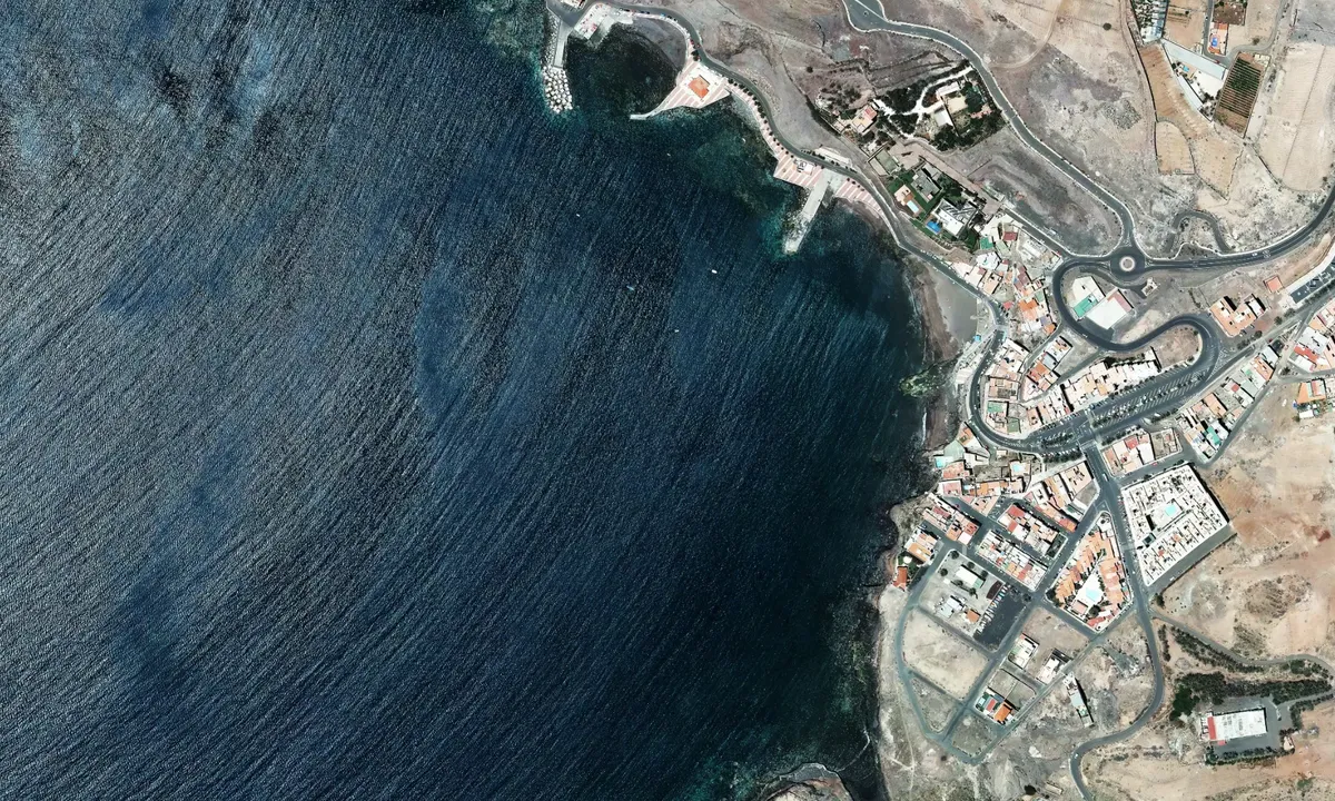 Flyfoto av Sardina Bay