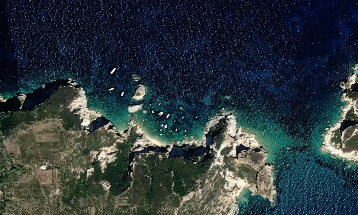 Flyfoto av Scogli del Felce