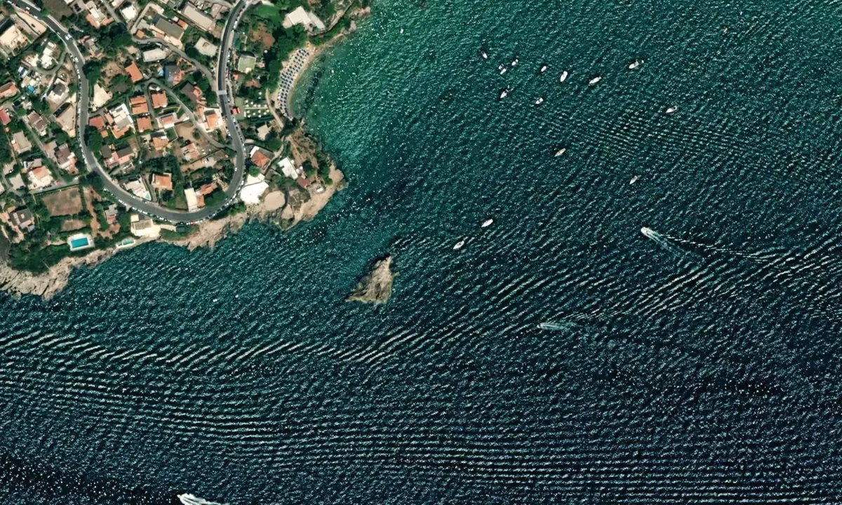 Satelite image of Scoglio La Nave - Gaeta