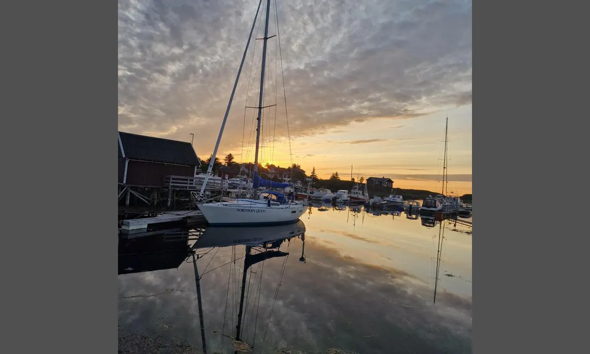 {"base": "no", "no": "Sleneset b\u00e5tforening", "se": "Sleneset b\u00e5tklubb", "en": "Sleneset Boat Association", "da": "Sleneset b\u00e5dforening", "fr": "Association nautique de Sleneset", "de": "Sleneset Bootsverein", "es": "Asociaci\u00f3n de Botes de Sleneset", "it": "Associazione Nautica di Sleneset", "pt": "Associa\u00e7\u00e3o de barcos de Sleneset", "nl": "Sleneset bootvereniging", "pl": "Stowarzyszenie \u017ceglarskie Sleneset", "uk": "\u0421\u043b\u0435\u043d\u0435\u0441\u0435\u0442\u0441\u044c\u043a\u0435 \u0442\u043e\u0432\u0430\u0440\u0438\u0441\u0442\u0432\u043e \u0434\u043b\u044f \u0432\u043b\u0430\u0441\u043d\u0438\u043a\u0456\u0432 \u0447\u043e\u0432\u043d\u0456\u0432", "ro": "Asocia\u021bia de ambarca\u021biuni Sleneset", "tr": "Sleneset tekne derne\u011fi", "el": "\u03a3\u03cd\u03bb\u03bb\u03bf\u03b3\u03bf\u03c2 \u03a3\u03ba\u03b1\u03c6\u03ce\u03bd \u03a3\u03bb\u03ad\u03bd\u03b5\u03c3\u03b5\u03c4", "cs": "Sleneset lodn\u00ed asociace", "hu": "Sleneset Haj\u00f3segylet", "fi": "Sleneset veneseura", "bg": "\u0421\u0434\u0440\u0443\u0436\u0435\u043d\u0438\u0435 \u043d\u0430 \u043b\u043e\u0434\u043a\u0438\u0442\u0435 \u0421\u043b\u0435\u043d\u0435\u0441\u0435\u0442", "sr": "Udru\u017eenje vlasnika brodova Sleneset", "et": "Sleneseti paadi\u00fching", "lv": "Sleneset laivu biedr\u012bba", "lt": "Sleneset laiv\u0173 asociacija"}