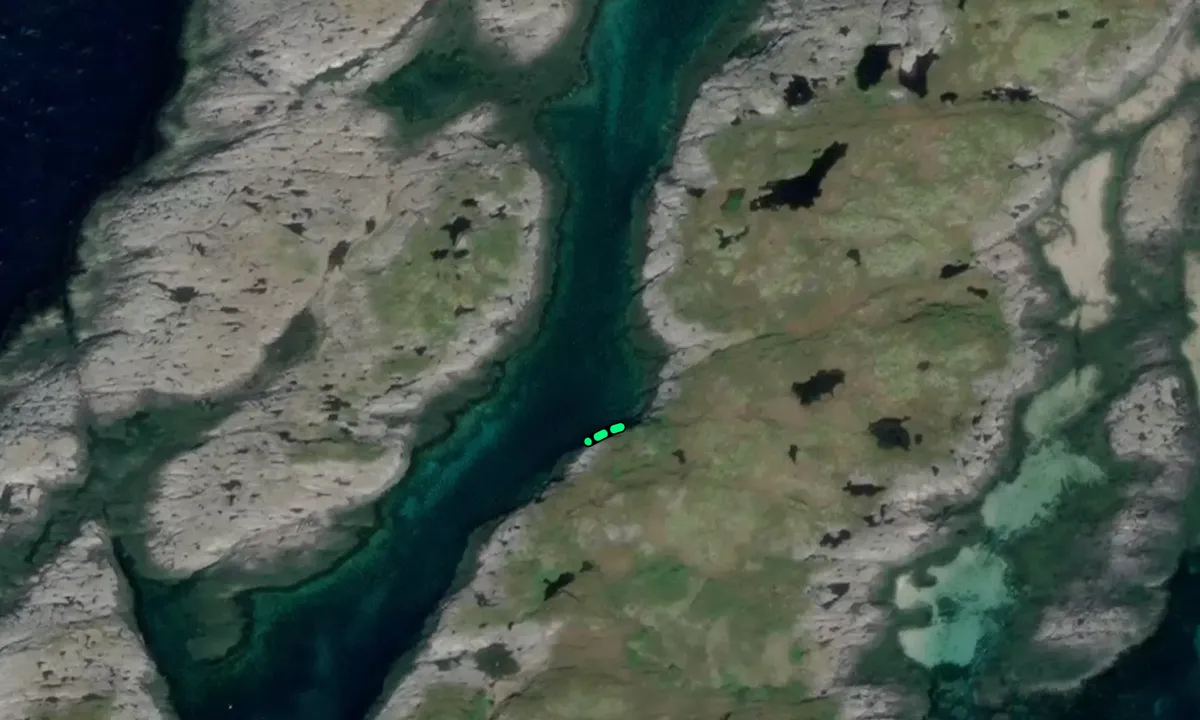 Satelite image of Småvær