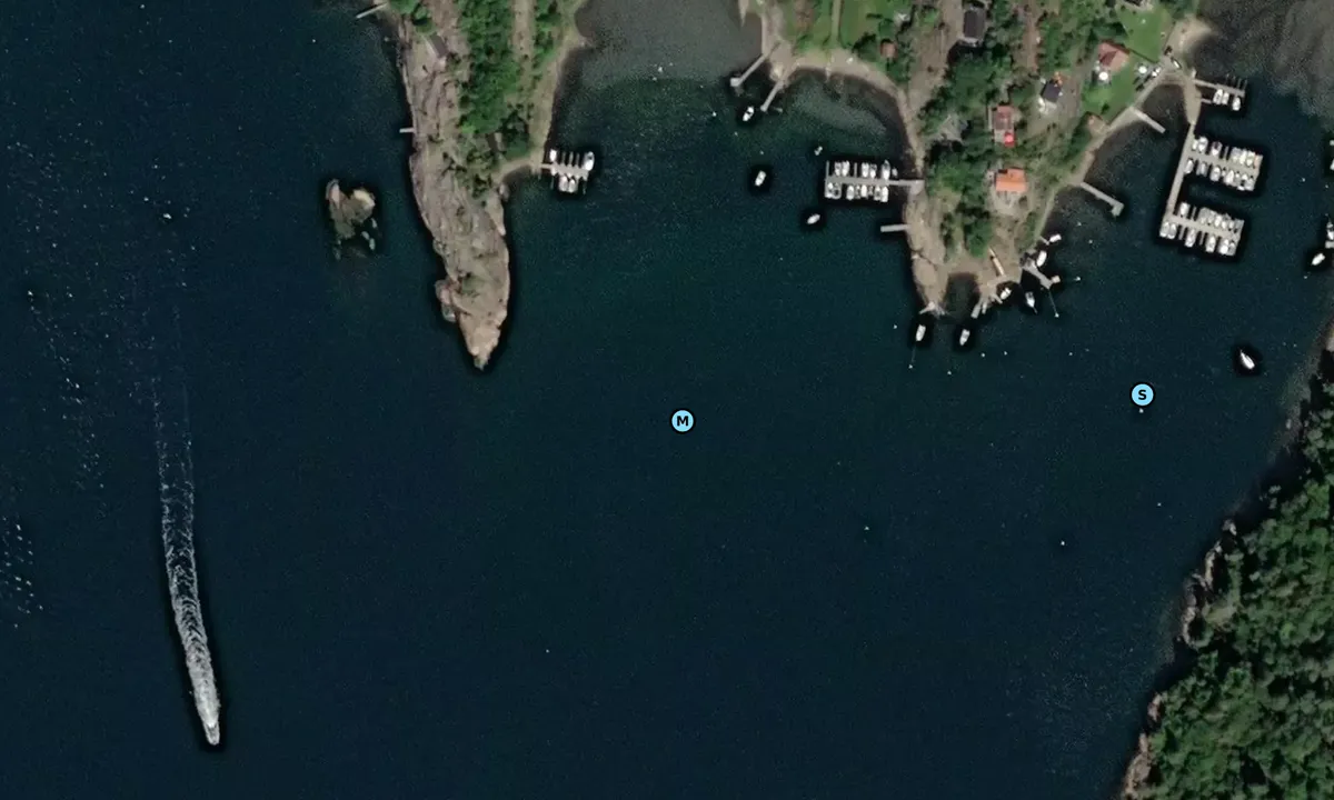 Satelite image of Småvik