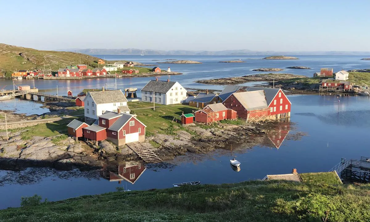 Fiskeværet Sør-Gjæslingan ble fraflyttet på 70-tallet og er nå både ferieboliger og museum.