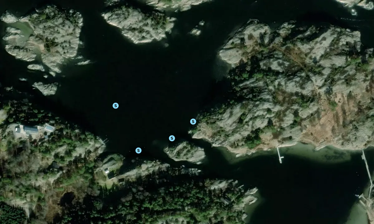 Satelite image of Strutsholmen